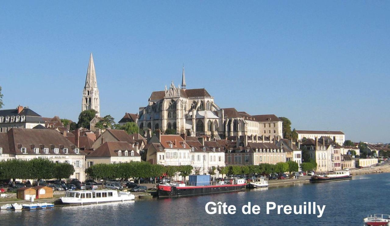 Gite De Preuilly Осер Экстерьер фото
